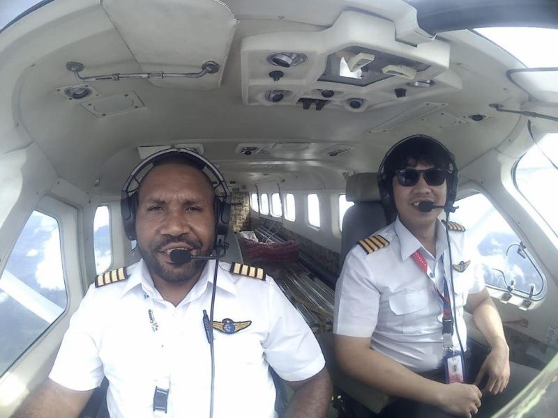 Ikairos captain and first officer in the cockpit