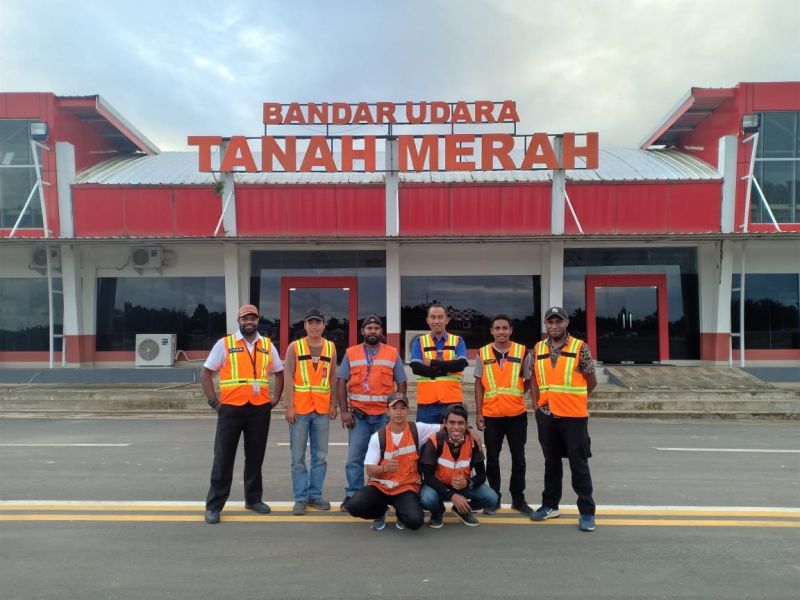 Ikairos team at Tanah Merah airport